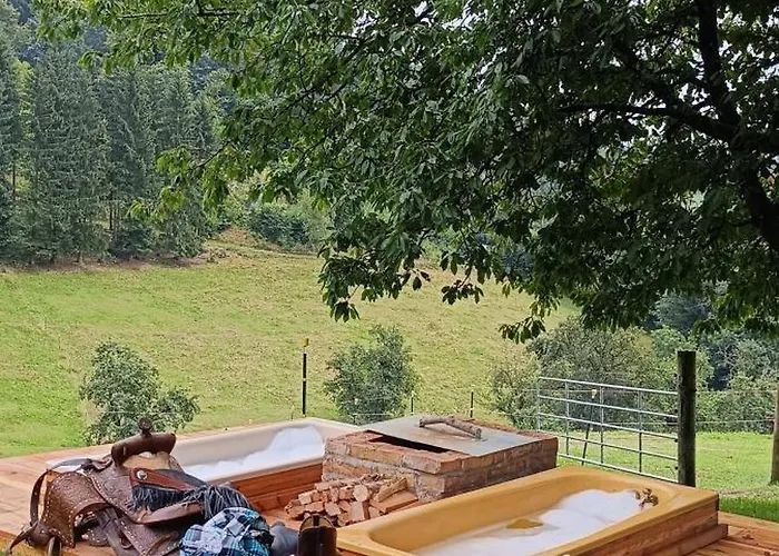 Western Style Planenwagen 럭셔리텐트